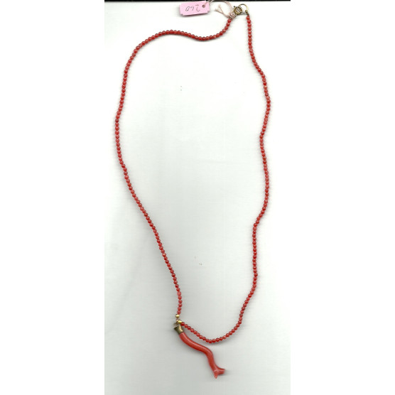 Necklace with corals & motifs