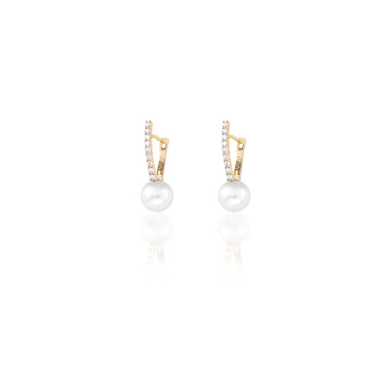 Earrings studded in yellow gold